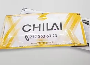منديل مرطب || مغلف - طباعة لونين + اشعة يوفي لامعة